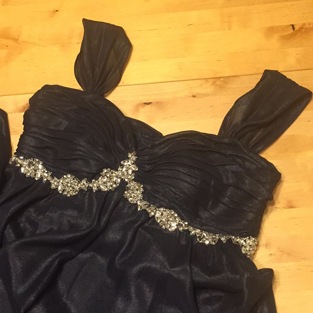 JS COLLECTIONS ๐ FORMAL DRESS ๐ SHIMMERY NAVY - Picture 7 of 14